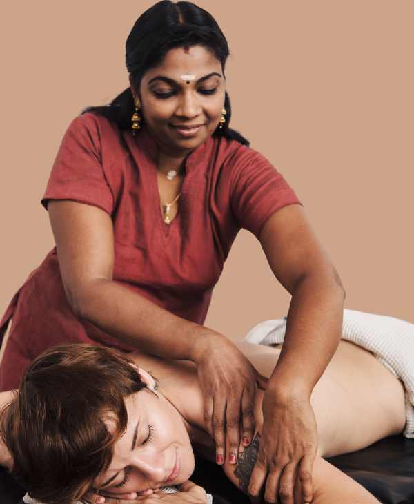 Ayurvedic Massage with steam bath 75 minutes